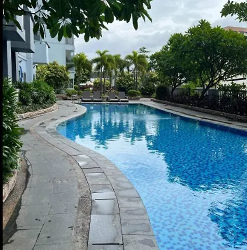 Queen V Staycation Tower C Aparthotel