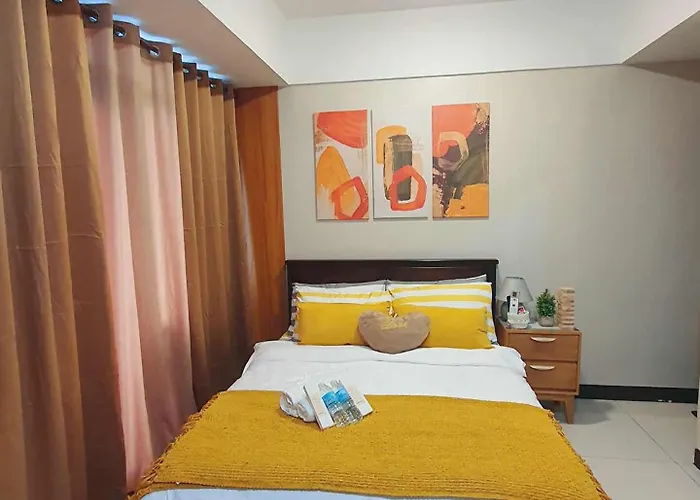 Queen V Staycation Tower C Aparthotel 4*